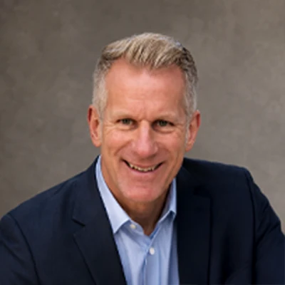 A headshot of Dr.Michael Auer, a chiropractor at Spine Rehab Nation.